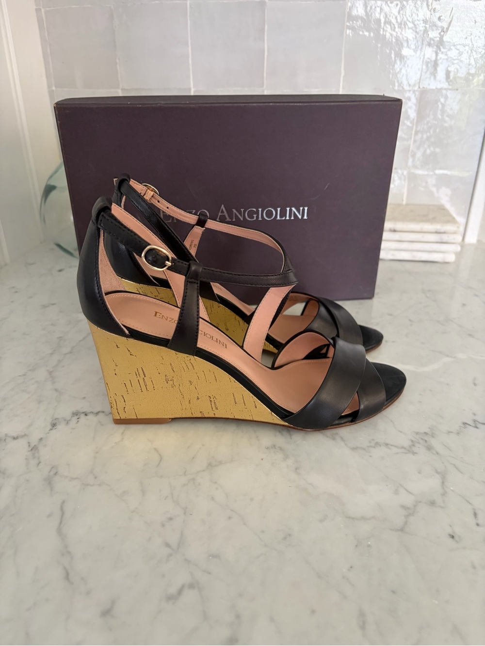 Enzo Angiolini  NWT Black Leather Crisscross Wedge Sandals Black Size 8